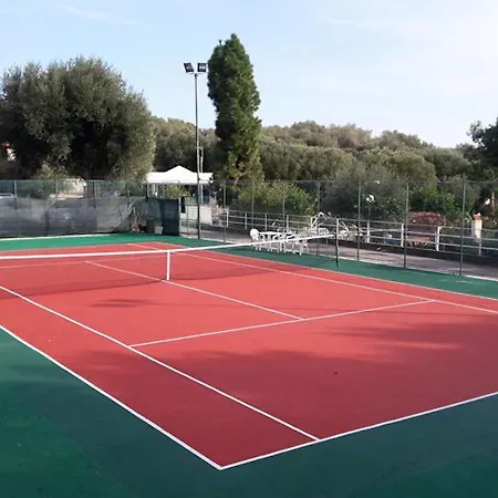 Villamarina Aparthotel *